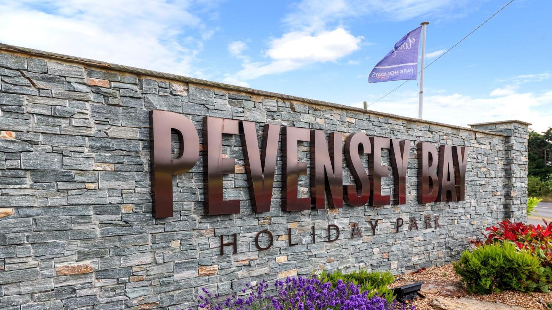 33 Beach Retreat Lodge Pevensey Bay Holiday Park Экстерьер фото