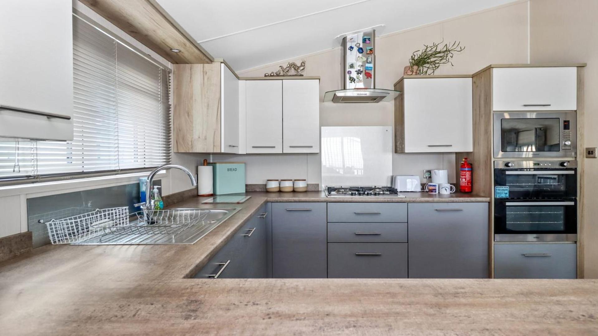 33 Beach Retreat Lodge Pevensey Bay Holiday Park Экстерьер фото
