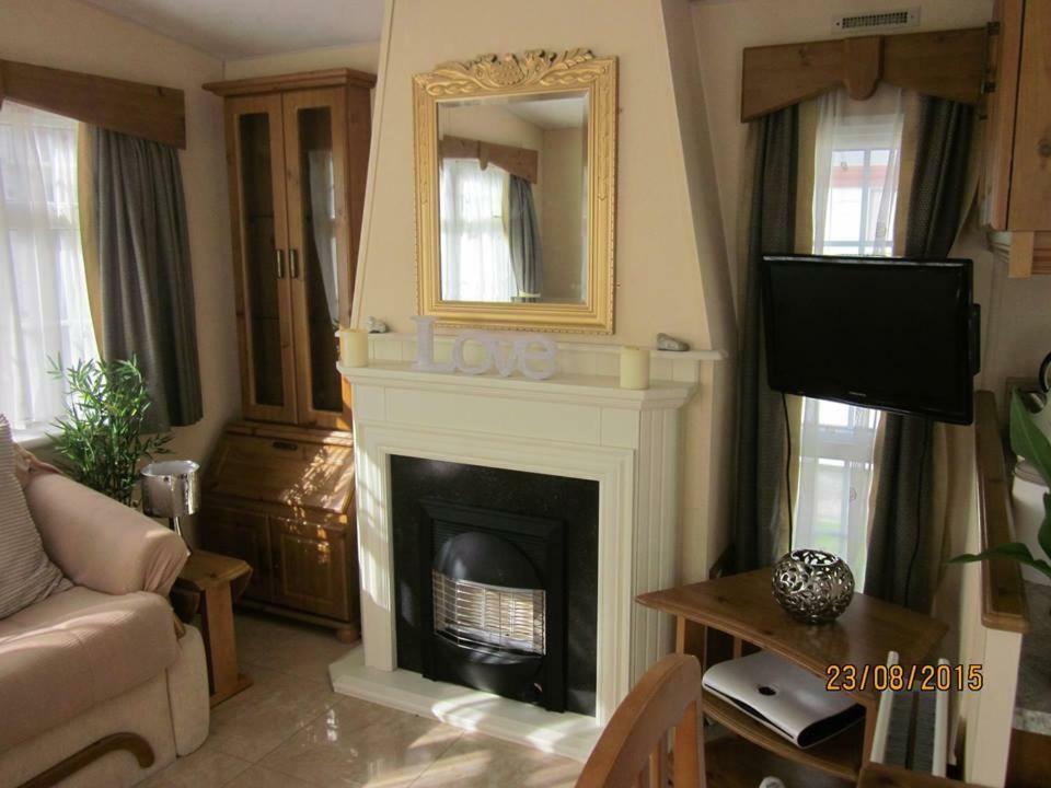 33 Beach Retreat Lodge Pevensey Bay Holiday Park Экстерьер фото