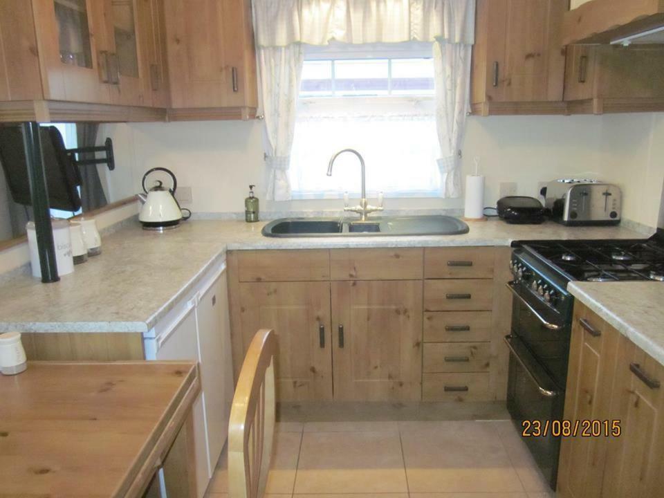 33 Beach Retreat Lodge Pevensey Bay Holiday Park Экстерьер фото