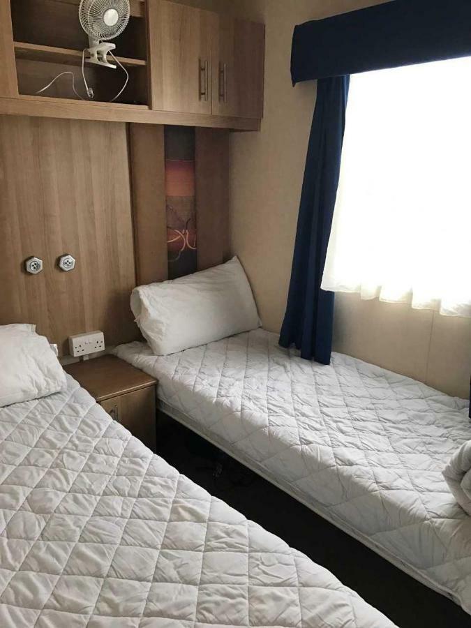33 Beach Retreat Lodge Pevensey Bay Holiday Park Экстерьер фото