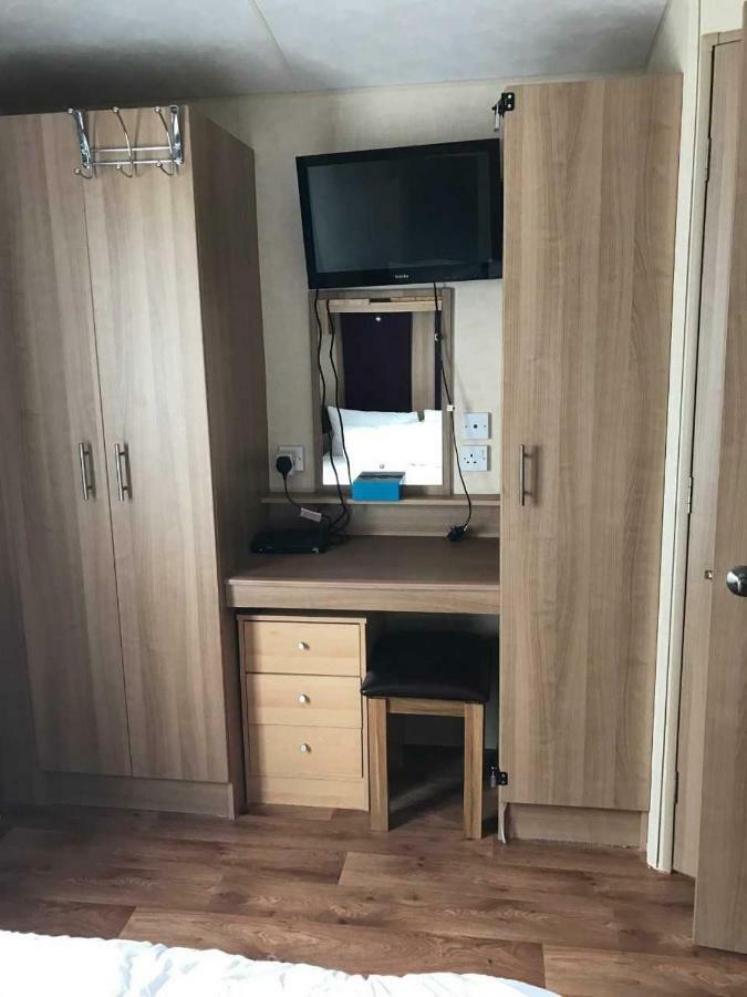 33 Beach Retreat Lodge Pevensey Bay Holiday Park Экстерьер фото